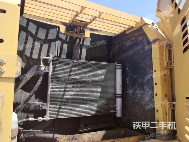 散熱器正面（大件艙室）