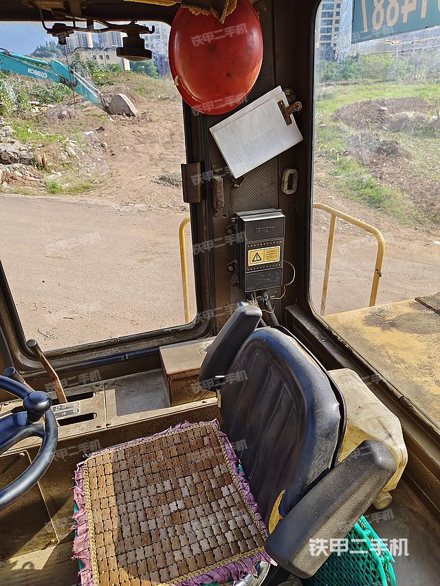 驾驶室工作台（整机外观及大件）