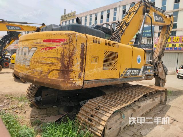 右后45(整機外觀) 右后45(整機外觀)