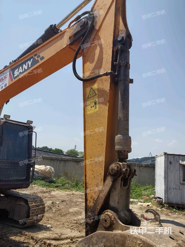 小臂整體左后（工作和回轉(zhuǎn)裝置）