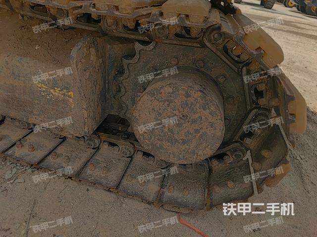 右驅(qū)動輪(行走機構(gòu)) 右驅(qū)動輪(行走機構(gòu))