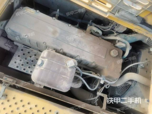 发动机整体俯视（整机外观）