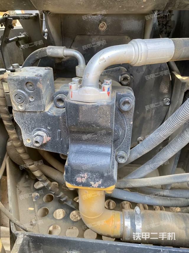 液壓泵室（大件艙室）