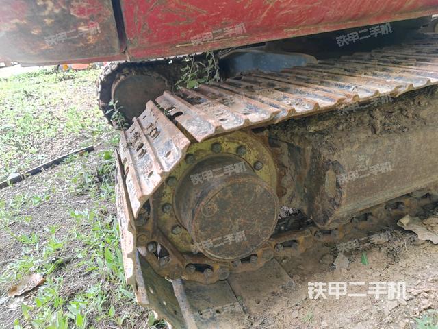 右驅(qū)動(dòng)輪（行走機(jī)構(gòu)）