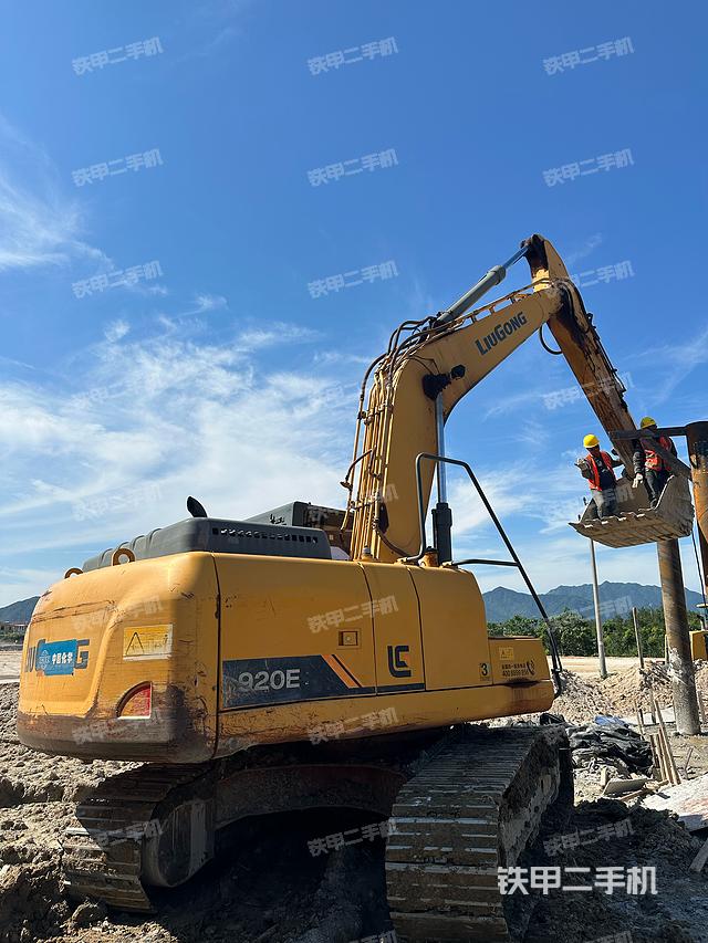 整机右后45°（整机外观）