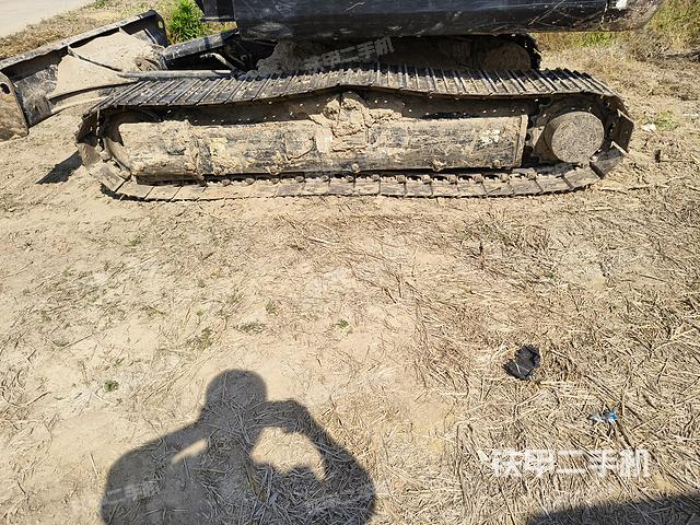 单侧履带整体（整机外观）