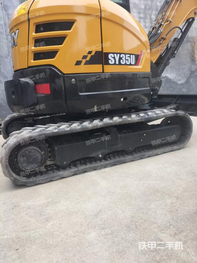 单侧履带整体（整机外观）