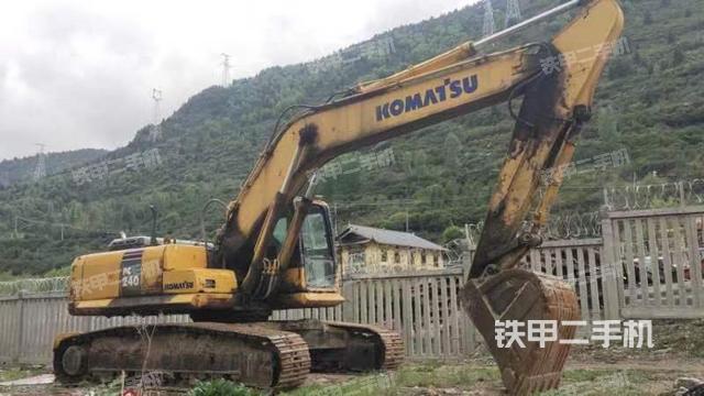 驾驶室顶部（整机外观）