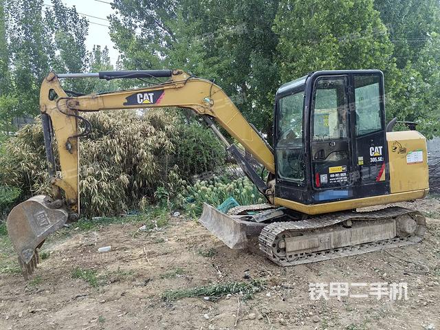 卡特彼勒CAT®305.5E2 小型液压挖掘机