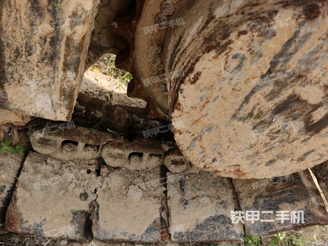 鏟斗右后整體（工作和回轉(zhuǎn)裝置）