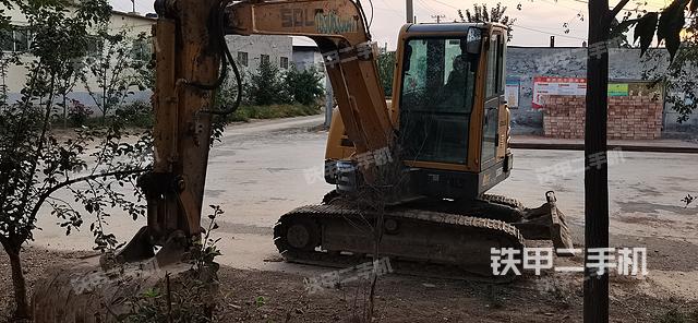 山东临工60挖掘机