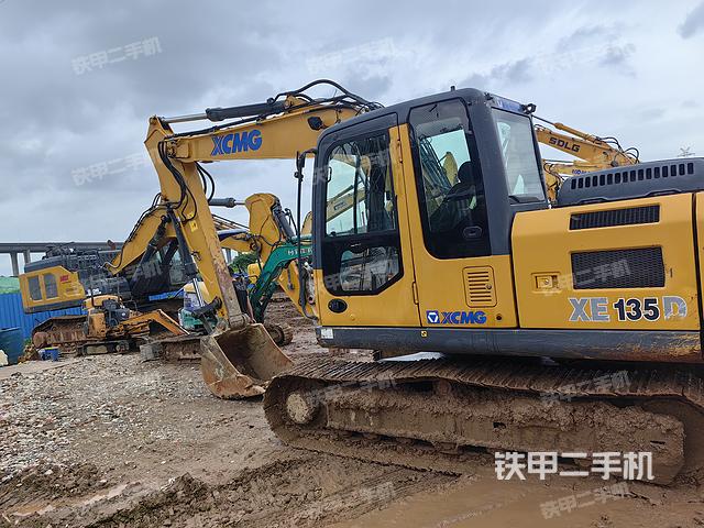 徐工XE135D挖掘机