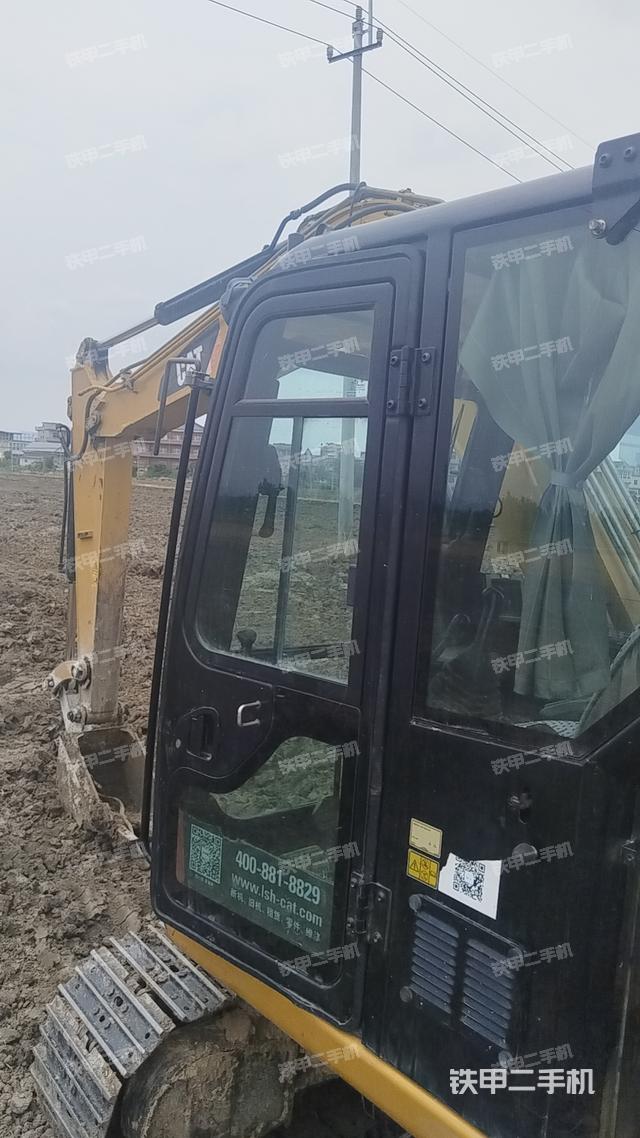 驾驶室整体（整机外观）