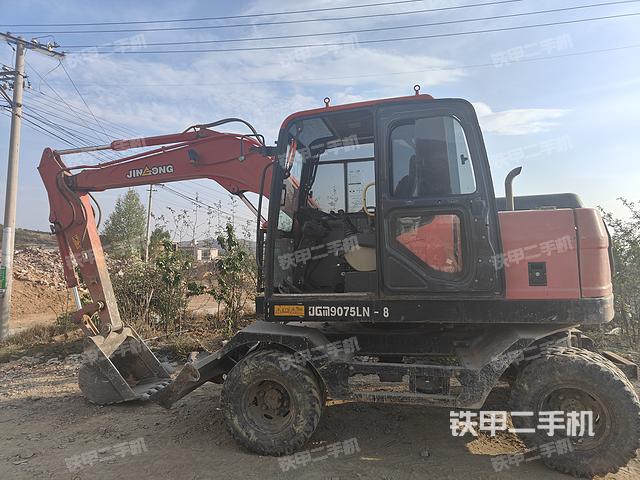 驾驶室整体（整机外观）