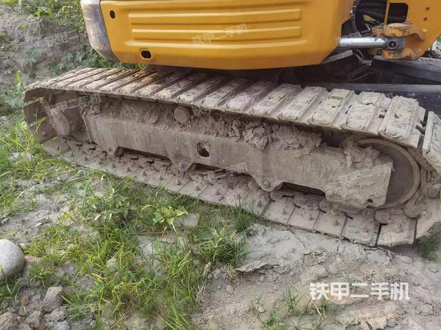 单侧履带整体（整机外观）