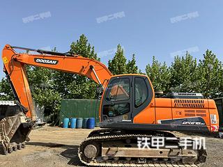 威海斗山DX215-9CN挖掘机实拍图片