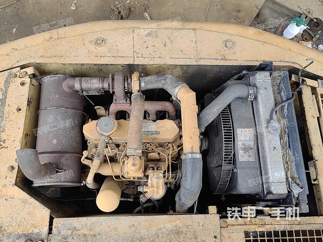 发动机整体俯视（整机外观）