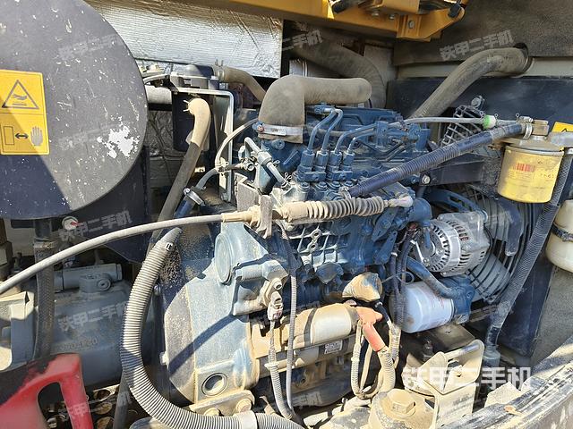 发动机整体俯视（整机外观）