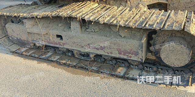 单侧履带整体（整机外观）