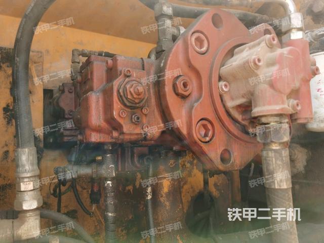 液压泵斜45 右（大件舱室）