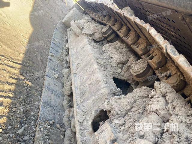 单侧履带整体（整机外观）