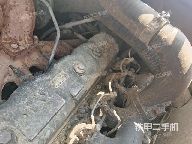 發(fā)動(dòng)機(jī)室（上車部件）