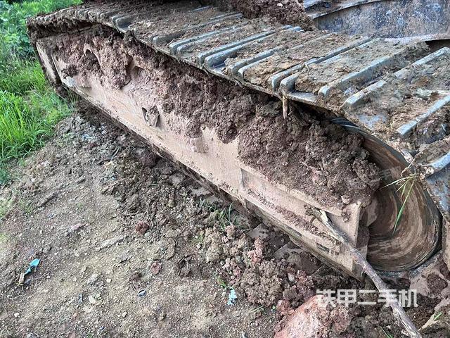 单侧履带整体（整机外观）