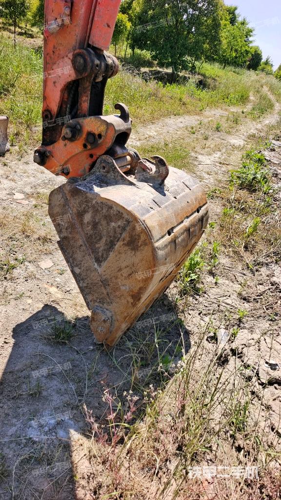 铲斗右后整体（工作和回转装置）