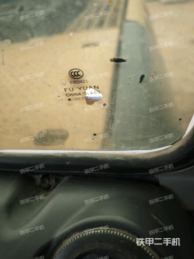 后窗玻璃角標(biāo)（駕駛室部分）