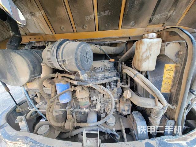 发动机整体俯视（整机外观）