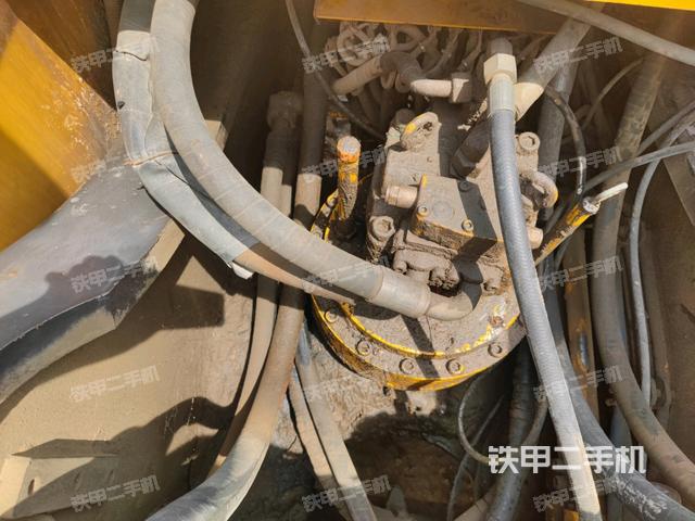 回轉(zhuǎn)馬達(dá)(上車(chē)部件) 回轉(zhuǎn)馬達(dá)(上車(chē)部件)