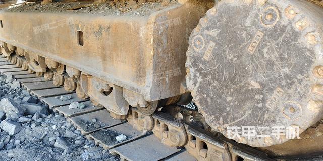 单侧履带整体（整机外观）