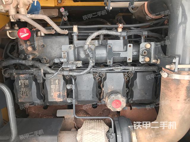 发动机整体俯视（整机外观）