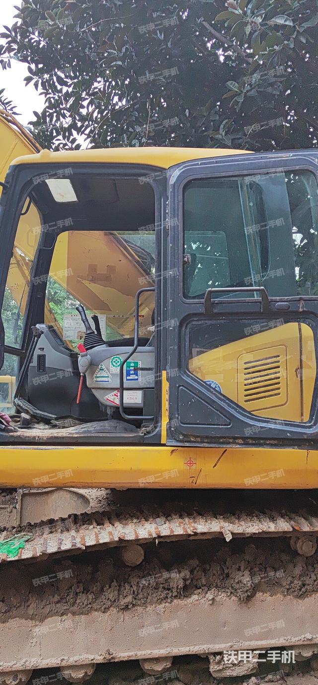 驾驶室整体（整机外观）