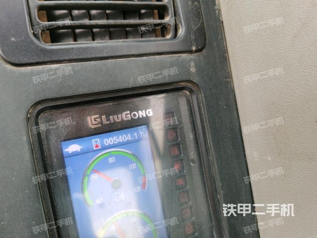 座椅左側(cè)控制臺(tái)/音響/含左手柄(駕駛室部分) 座椅左側(cè)控制臺(tái)/音響/含左手柄(駕駛室部分)