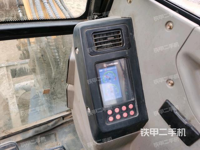 座椅后部(駕駛室部分) 座椅后部(駕駛室部分)