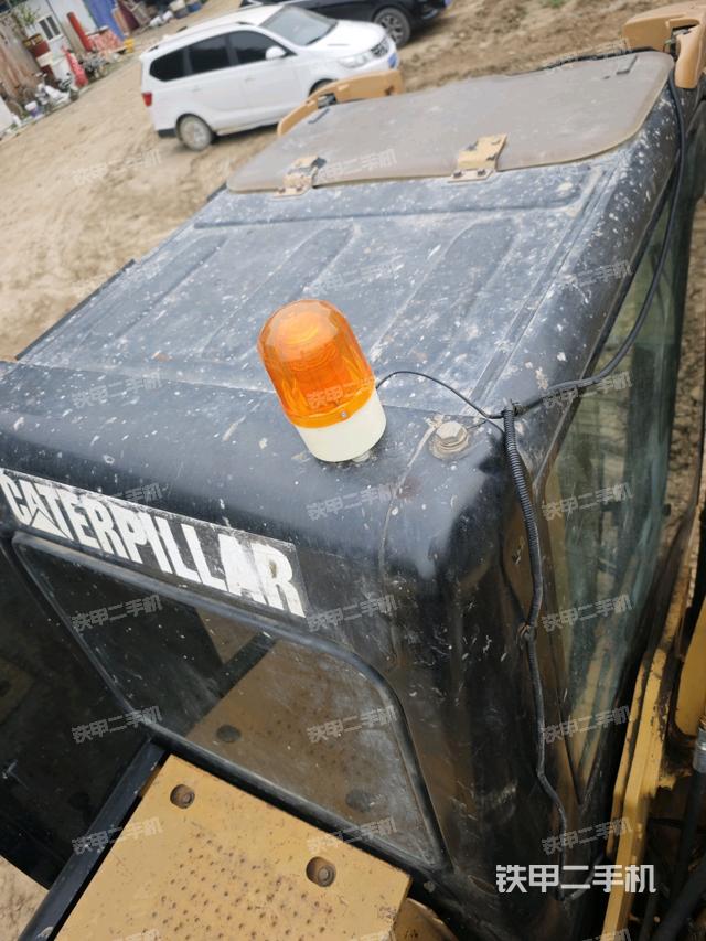 駕駛室頂部俯視（上車部件）