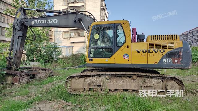 单侧履带整体（整机外观）