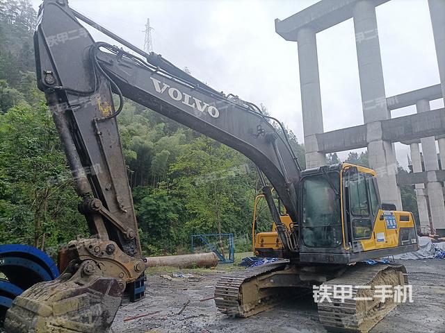 沃爾沃EC200 D挖掘機
