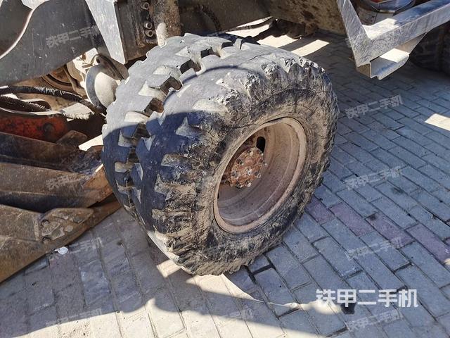 单侧履带整体（整机外观）