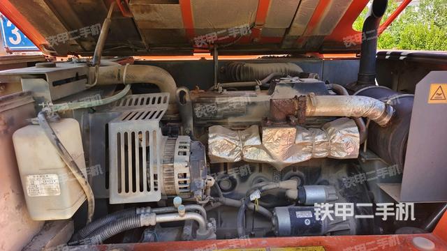 发动机室（上车部件）