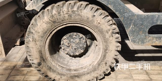 单侧履带整体（整机外观）