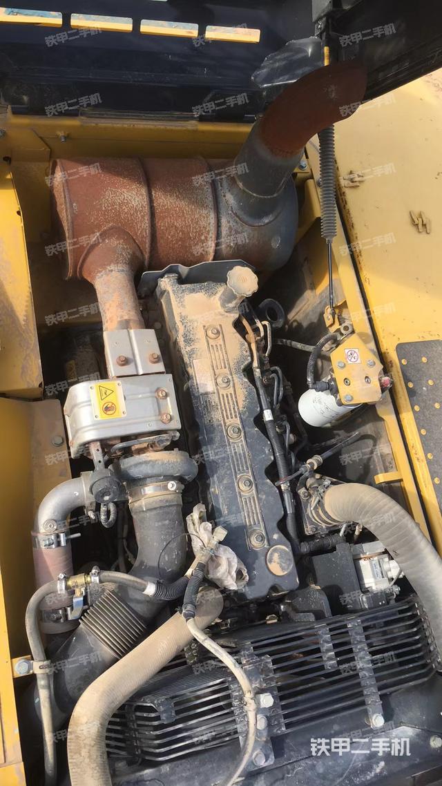 发动机整体俯视（整机外观）