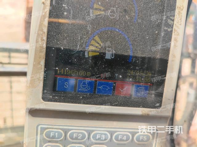 小時(shí)表(駕駛室部分) 小時(shí)表(駕駛室部分)