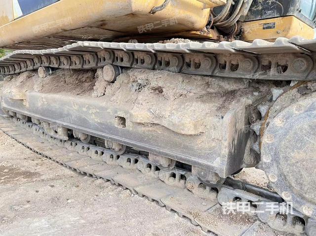 单侧履带整体（整机外观）