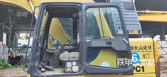 驾驶室整体（整机外观）