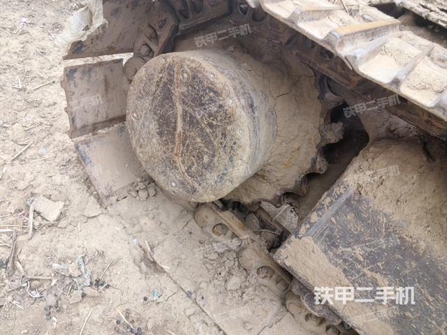 左驅(qū)動(dòng)輪（行走機(jī)構(gòu)）