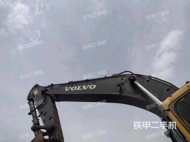 大臂整體?右側（工作和回轉裝置）