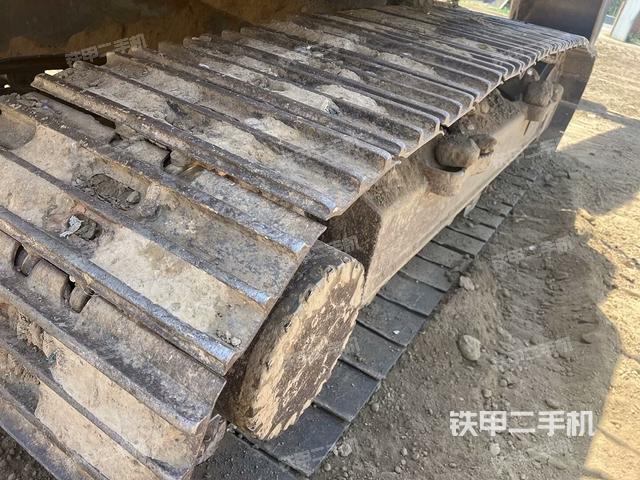 左側履帶整體?（行走機構）