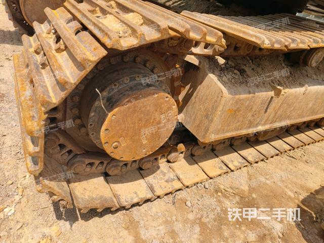 右驅(qū)動(dòng)輪(行走機(jī)構(gòu)) 右驅(qū)動(dòng)輪(行走機(jī)構(gòu))